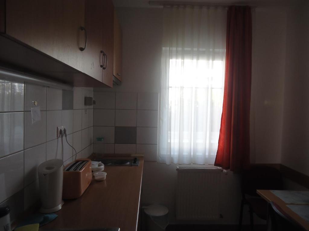 Invest Apartmanok Eger Szoba fotó